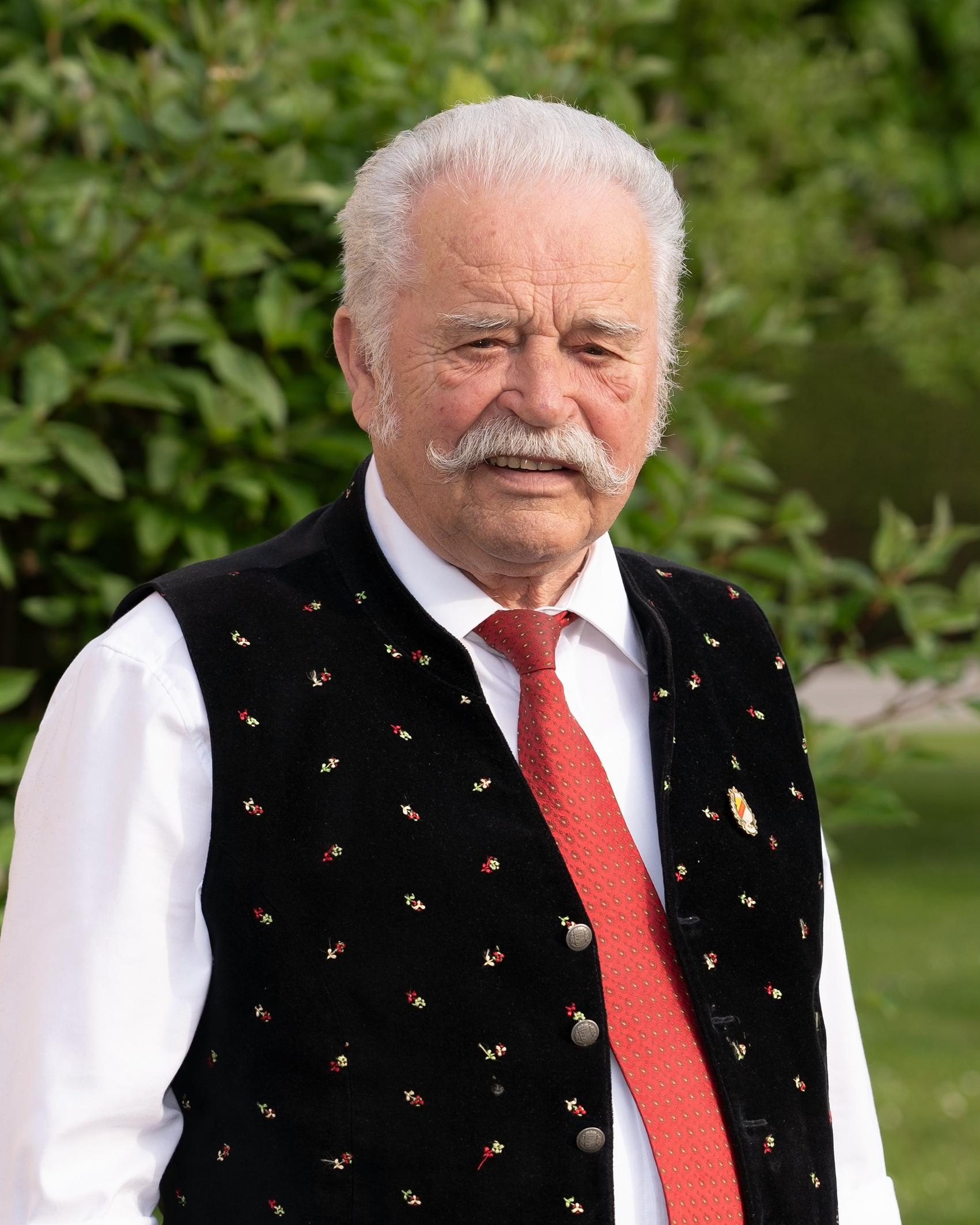 Willibald Kainbacher senj. seit 1981